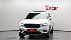 2021 Volvo XC40 B4 Inscription, белый — фото 3