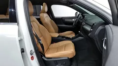 2021 Volvo XC40 B4 Inscription, белый — фото 11