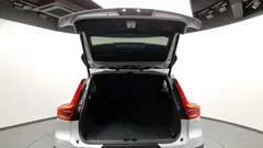 2021 Volvo XC40 B4 Inscription, белый — фото 20