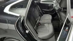 2023 BMW 2-Series 220i Sport, чёрный — фото 12