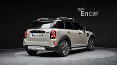 2022 Mini Countryman ALL4 Classic, серо-серебристый — фото 2
