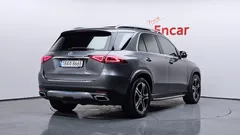 2021 Mercedes-Benz GLE-Class GLE350e 4MATIC, серый — фото 2
