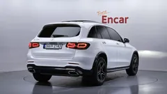 2022 Mercedes-Benz GLC-Class GLC300 4MATIC — фото 2