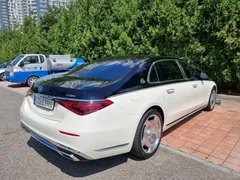 2022 Mercedes-Benz S-Class Maybach S580 4MATIC — фото 2