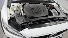 2021 Volvo V60 B5 Pro AWD, белый — фото 6