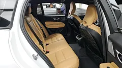 2021 Volvo V60 B5 Pro AWD, белый — фото 16