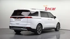 2023 Kia Carnival Gasoline 9-Seater Prestige — фото 2