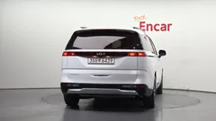 2023 Kia Carnival Gasoline 9-Seater Prestige — фото 4