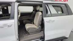 2023 Kia Carnival Gasoline 9-Seater Prestige — фото 11