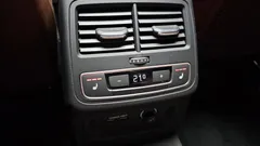 2023 Audi A4 45 TFSI Quattro Premium, белый — фото 18