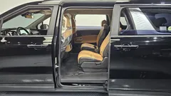 2023 Kia Carnival Diesel 9-Seater Prestige — фото 11