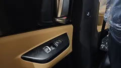 2023 Kia Carnival Diesel 9-Seater Prestige — фото 19