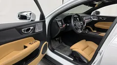 2022 Volvo V60 B5 Pro AWD, белый — фото 10