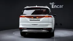 2023 Kia Carnival Diesel 7-Seater Signature — фото 4