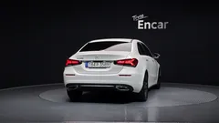 2023 Mercedes-Benz A-Class A220 Sedan, белый — фото 4