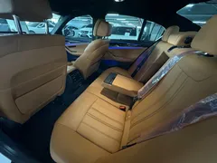 2022 BMW 5-Series 520i M Sport — фото 10