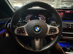 2022 BMW 5-Series 520i M Sport — фото 17