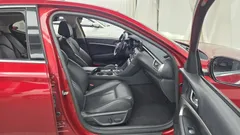 2022 Genesis G70 Gasoline 2.0T 4WD — фото 11