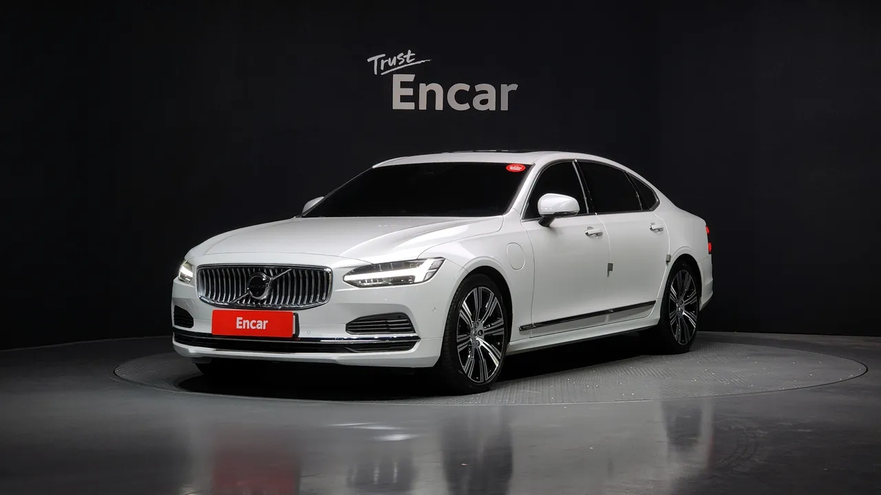 2023 Volvo S90 T8 AWD Ultimate Bright