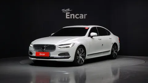 2023 Volvo S90 T8 AWD Ultimate Bright