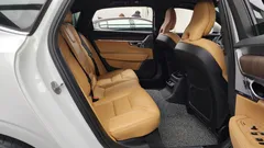 2023 Volvo S90 T8 AWD Ultimate Bright, белый — фото 12