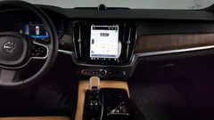 2023 Volvo S90 T8 AWD Ultimate Bright, белый — фото 14