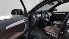 2022 BMW X1 xDrive 20i M Sport — фото 10