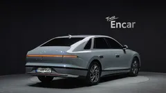 2023 Hyundai Grandeur Exclusive, светло-серебристый — фото 2