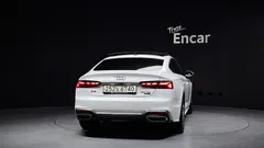 2021 Audi A5 40 TDI Quattro Premium Sportback, белый — фото 4