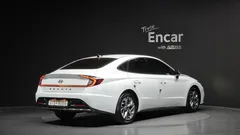 2022 Hyundai Sonata 2.0 — фото 2