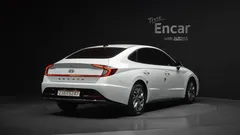 2022 Hyundai Sonata 2.0 — фото 2