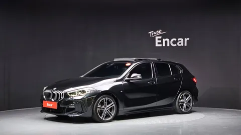 2022 BMW 1-Series 120i M Sports