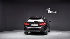 2022 BMW 1-Series 120i M Sports — фото 4