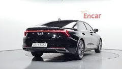 2022 Kia K8 Signature — фото 2