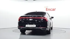 2022 Kia K8 Signature — фото 4