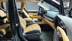 2022 Kia Carnival Diesel 9-Seater Noblesse — фото 10