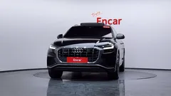 2021 Audi Q8 45 TDI Quattro Premium, чёрный — фото 3