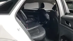2022 Kia K5 Trendy, белый — фото 12