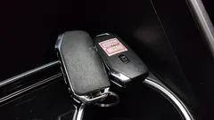 2022 Kia K5 Trendy, белый — фото 19