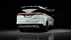 2022 Kia Carnival Diesel 9-Seater Signature — фото 4