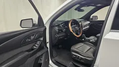 2022 ChevroletGMDaewoo Traverse 3.6 AWD Hi Country — фото 10