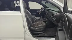 2022 ChevroletGMDaewoo Traverse 3.6 AWD Hi Country — фото 11