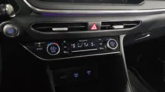 2022 Hyundai Sonata Premium Plus — фото 18