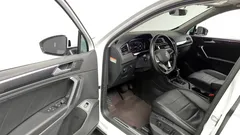 2021 Volkswagen Tiguan 2.0 TDI Prestige, белый — фото 10