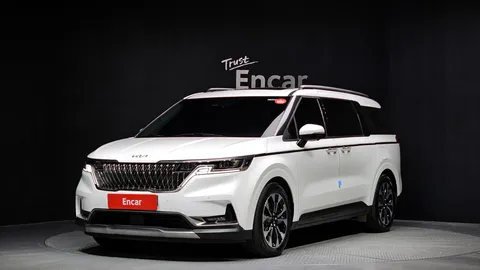 2023 Kia Carnival Gasoline 7-Seater Outdoor