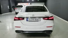 2022 Mercedes-Benz E-Class E220d 4MATIC AMG Line — фото 4
