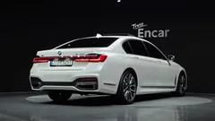 2022 BMW 7-Series 740Li xDrive M Sport Package — фото 2