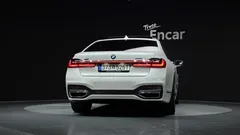 2022 BMW 7-Series 740Li xDrive M Sport Package — фото 4