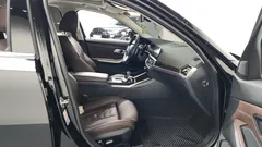 2022 BMW 3-Series 320i Luxury — фото 11