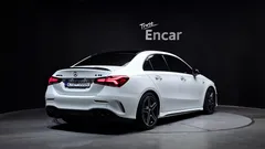 2023 Mercedes-Benz A-Class AMG A35 4MATIC Sedan — фото 2